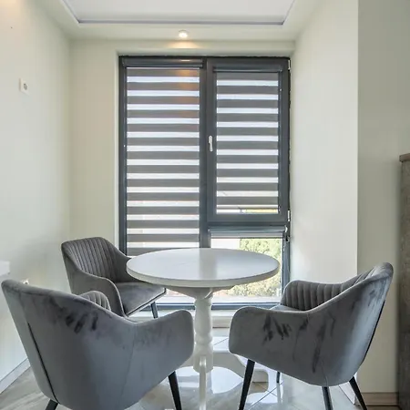 The Right Choice 23 Apartment Sofia
